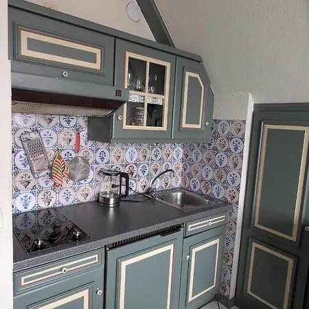 Mini-wohnung-mit-dachschraege-im-friesischen-stil Westerland